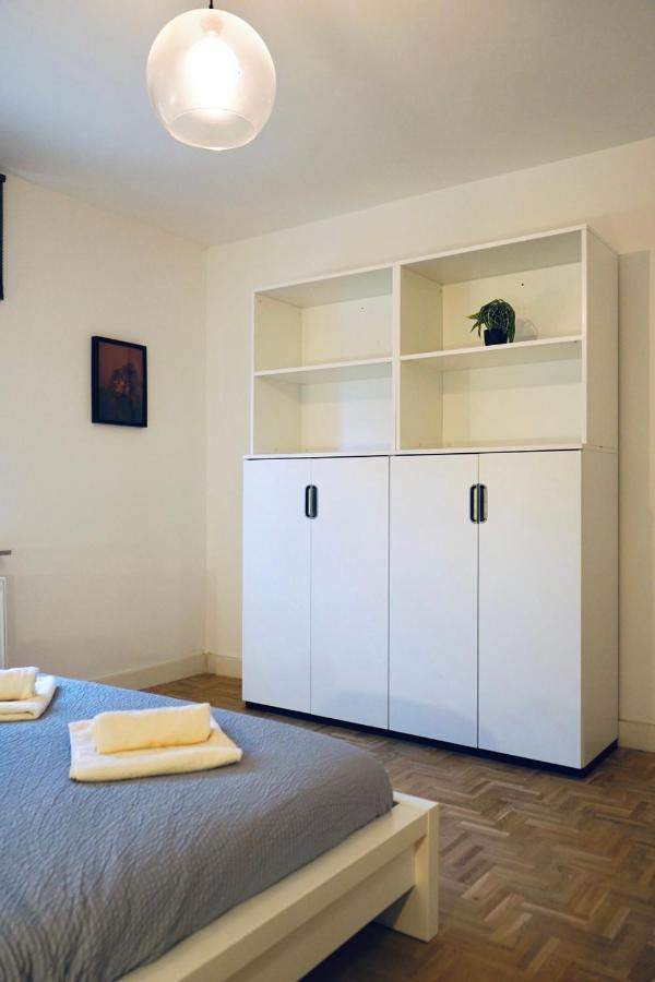 Geraeumiges Wohnen Fuer 7 Personen- Parkplatz- Waschmaschine- 3 Schlafzimmer Βόλφσμπουργκ Εξωτερικό φωτογραφία